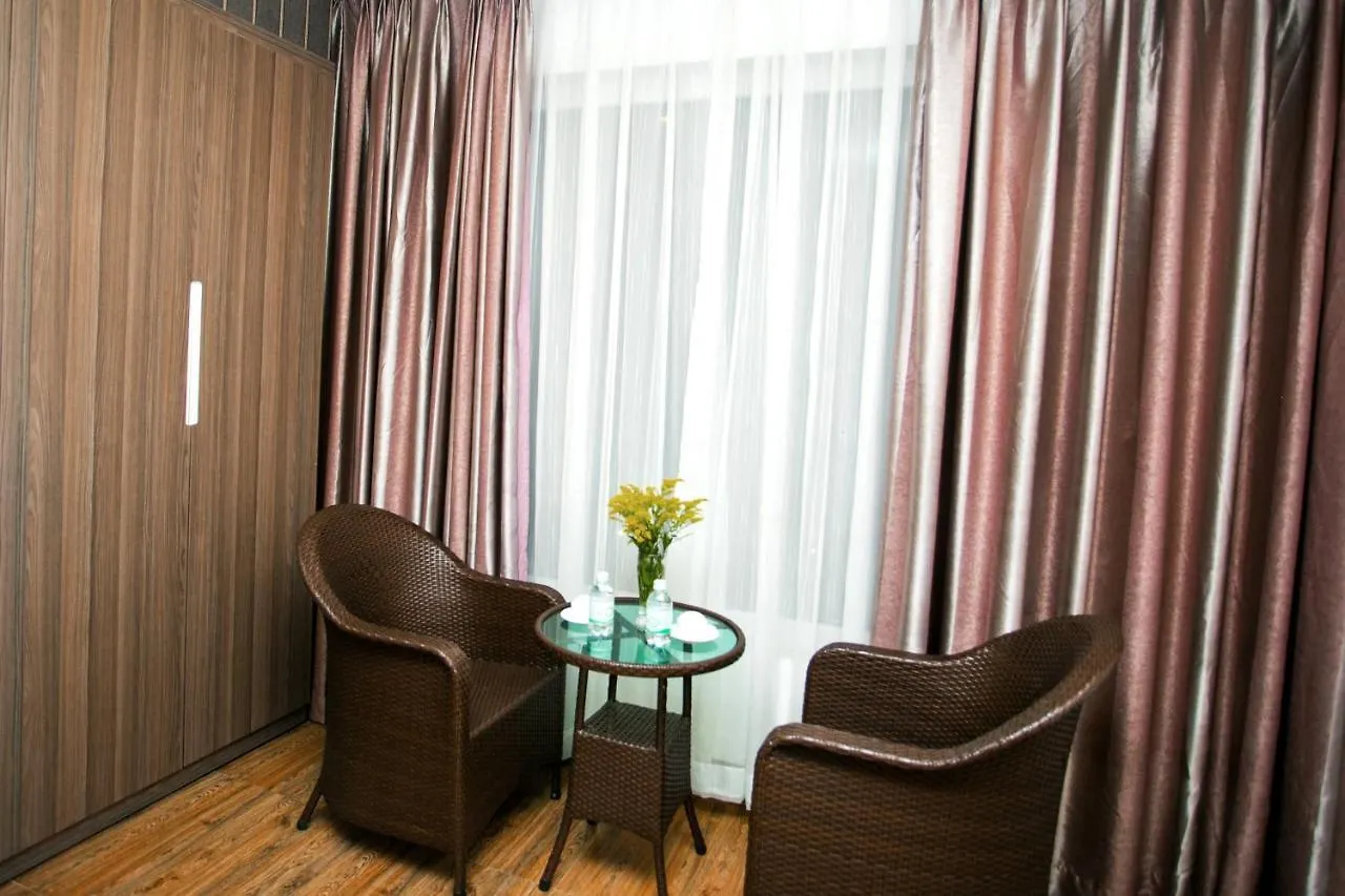 Euro Star Hotel Нячанг 3*,
