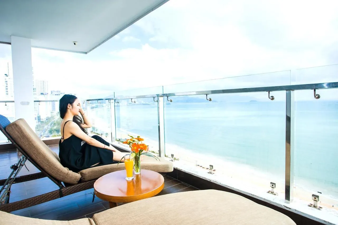 Euro Star Hotel Nha Trang 3*,